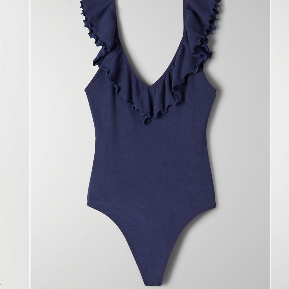 NWOT Wilfred (Aritizia) Danette Bodysuit